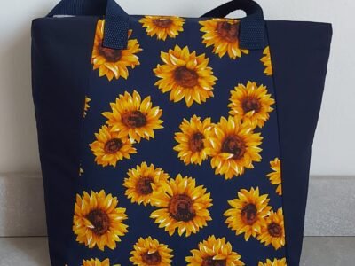 Bolsa em tecido.